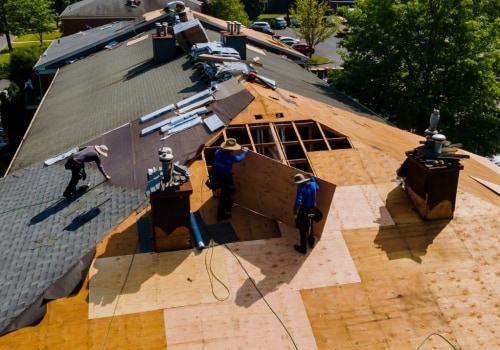What Qualifications Should You Look for in a Professional Roofing Contractor?